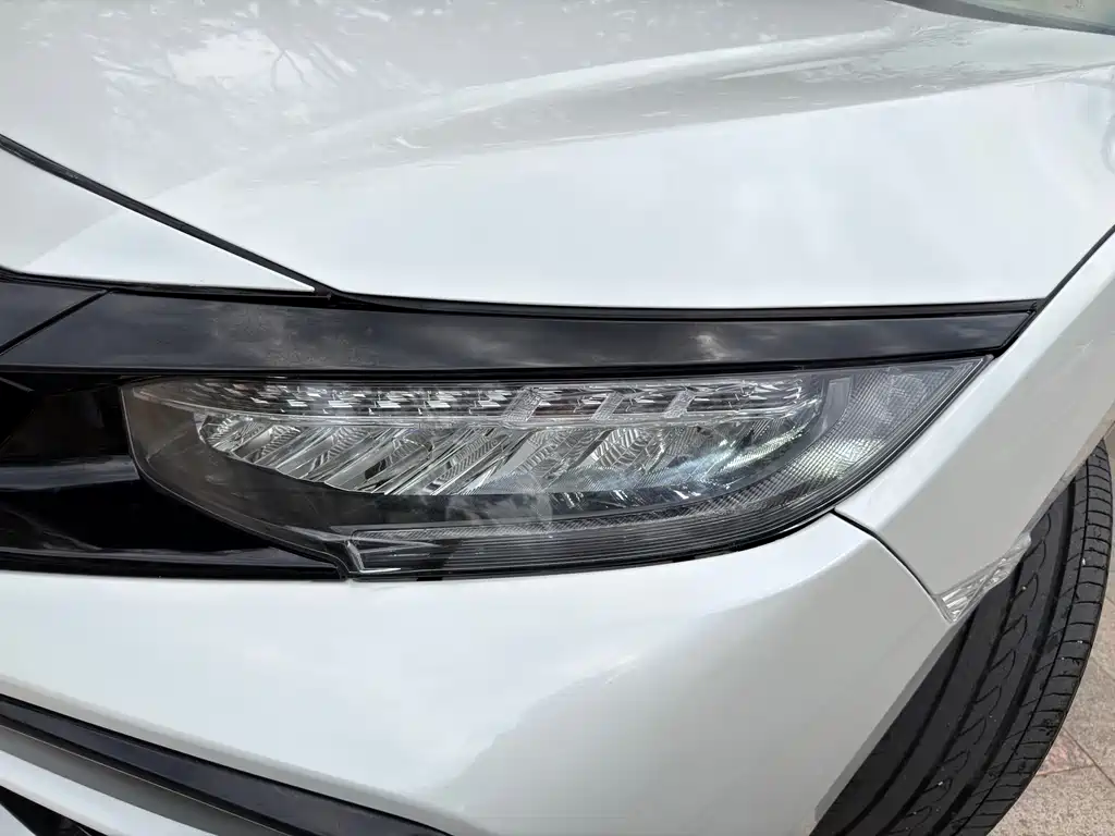 Civic HATCHBACK 220 TURBO CVT Trend Cool Control