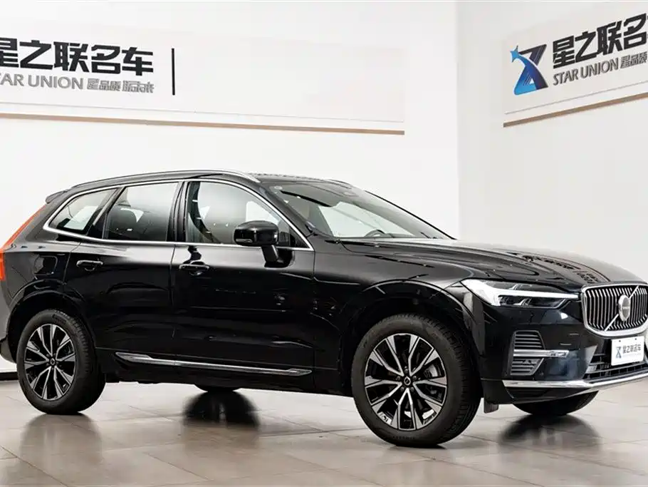 Volvo XC60 B5 4 WD Smart Vision Luxury