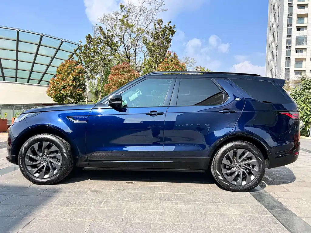 Discovery Facelift 360 PS R-Dynamic S
