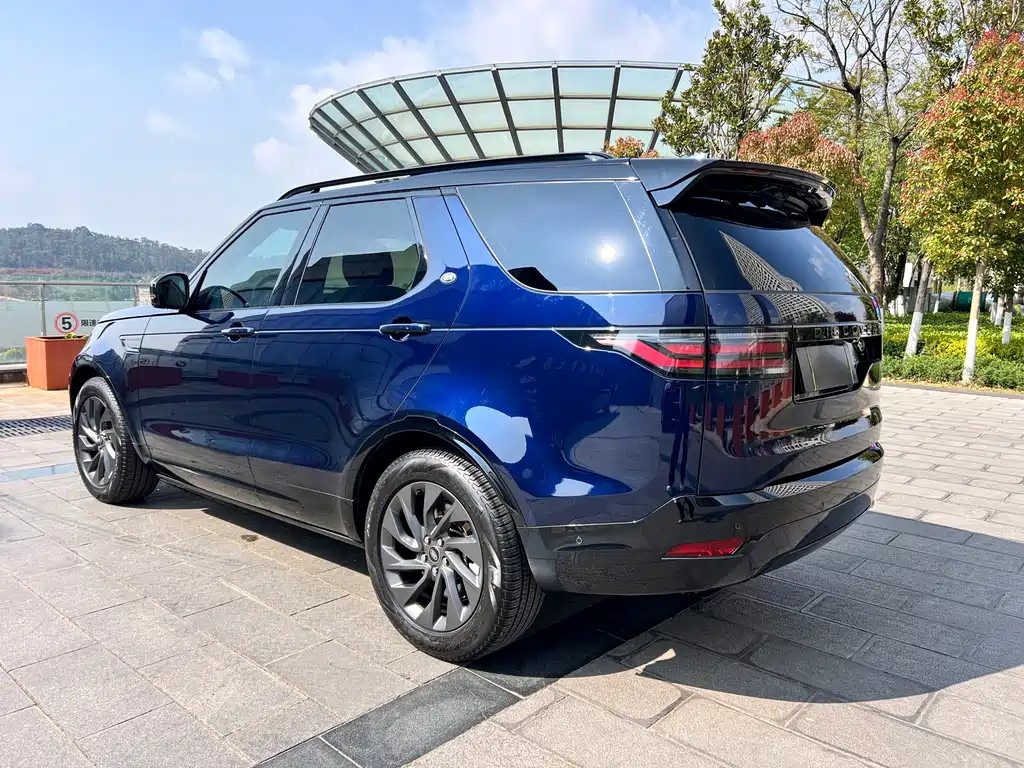 Discovery Facelift 360 PS R-Dynamic S