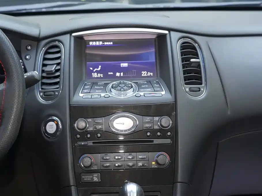 Infiniti QX50 2.5 L Joy