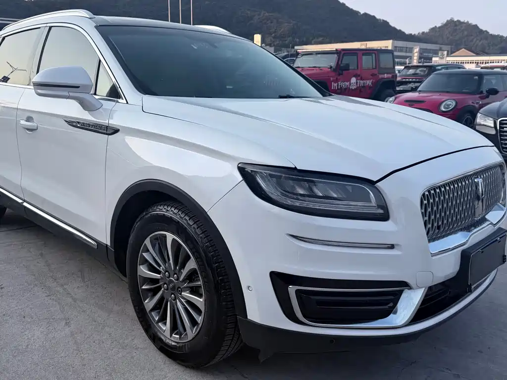 Nautilus (Import) 2.0 T 2 WD Premium CN-V