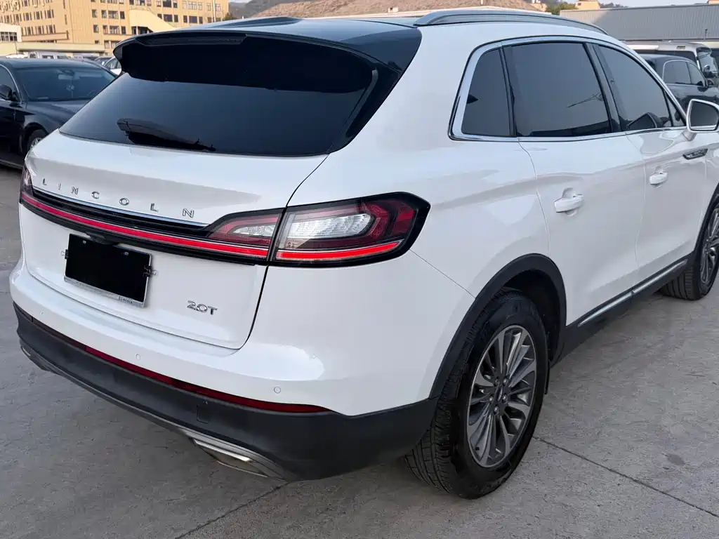 Nautilus (Import) 2.0 T 2 WD Premium CN-V