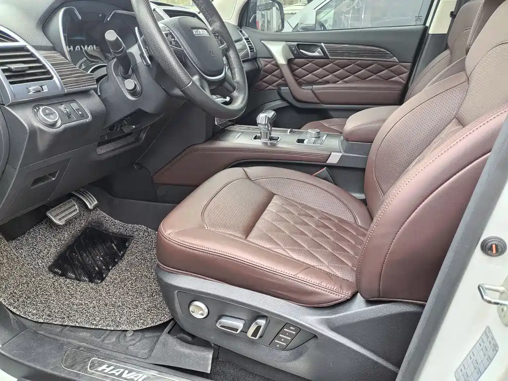 Haval H9 2.0 T Gasoline 4 WD Luxury 7-seat