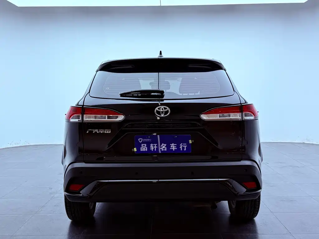 Frontlander 2.0 L CVT Leading