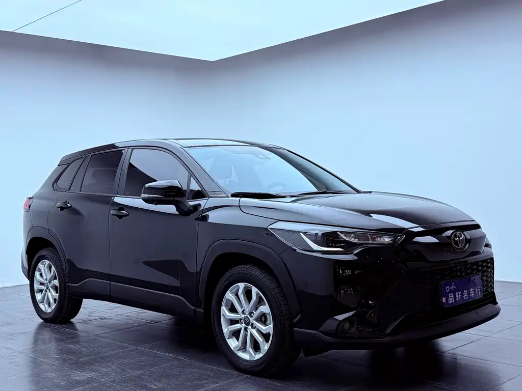 Frontlander 2.0 L CVT Leading