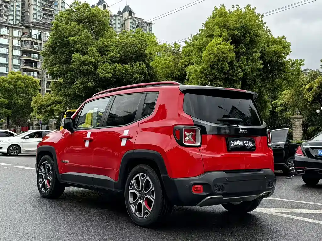 Renegade 1.4 T Auto Intelligent
