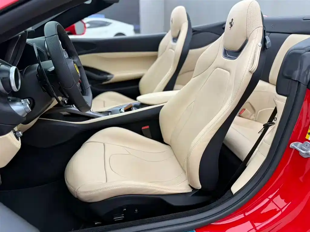 Portofino 3.9 T M