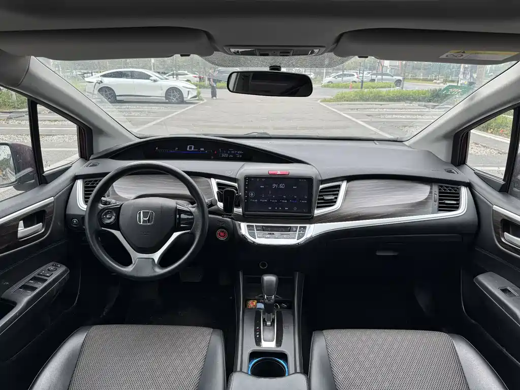 Jade 1.8 L Auto Comfort 5-seat