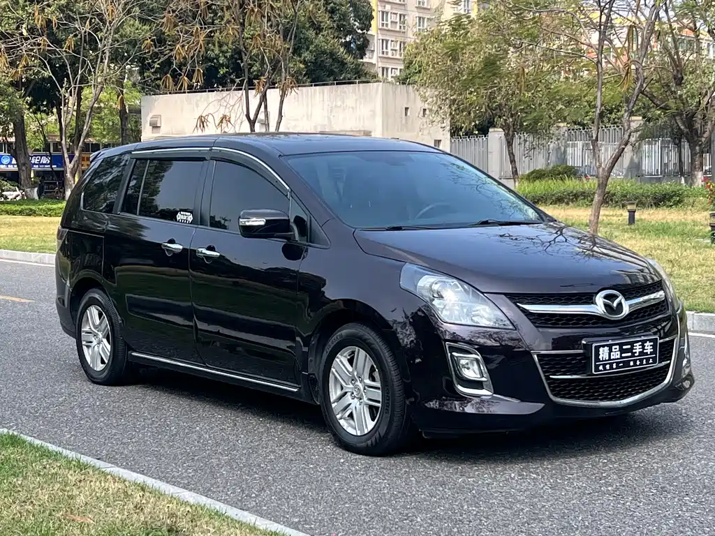 Mazda 8 2.5 L Supreme