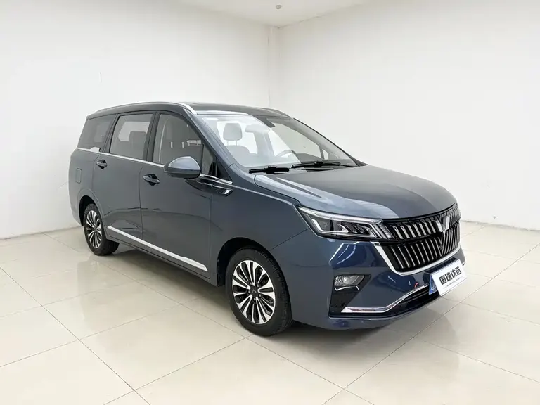 Wuling Jiachen 1.5 T CVT Premium Flagship