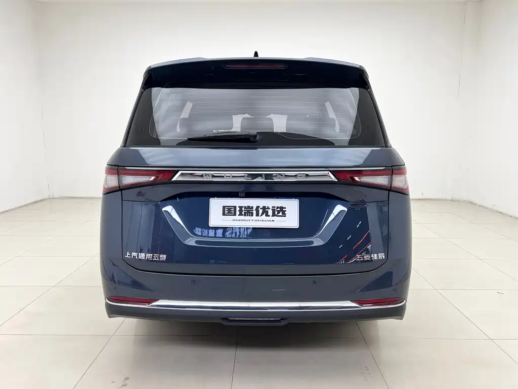 Wuling Jiachen 1.5 T CVT Premium Flagship