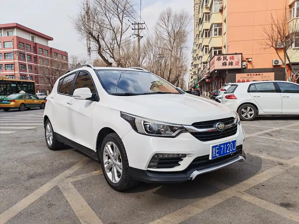 Junpai D60 骏派D60 2017款 1.5 L 手动标准型