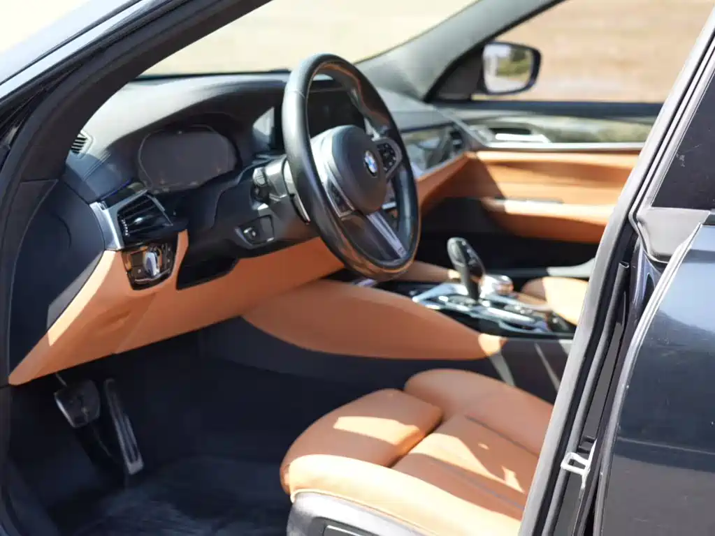 BMW 6 Series GT 630 i M Sport Package