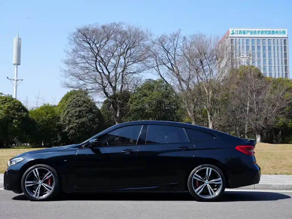 BMW 6 Series GT 630 i M Sport Package
