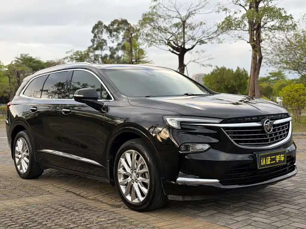 Enclave 28 T 4 WD Flagship