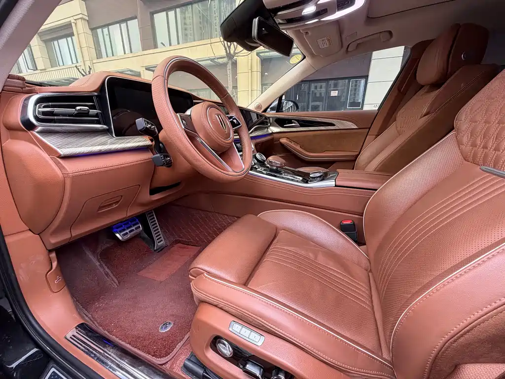 Hongqi H9 2.0 T Connected Flagship