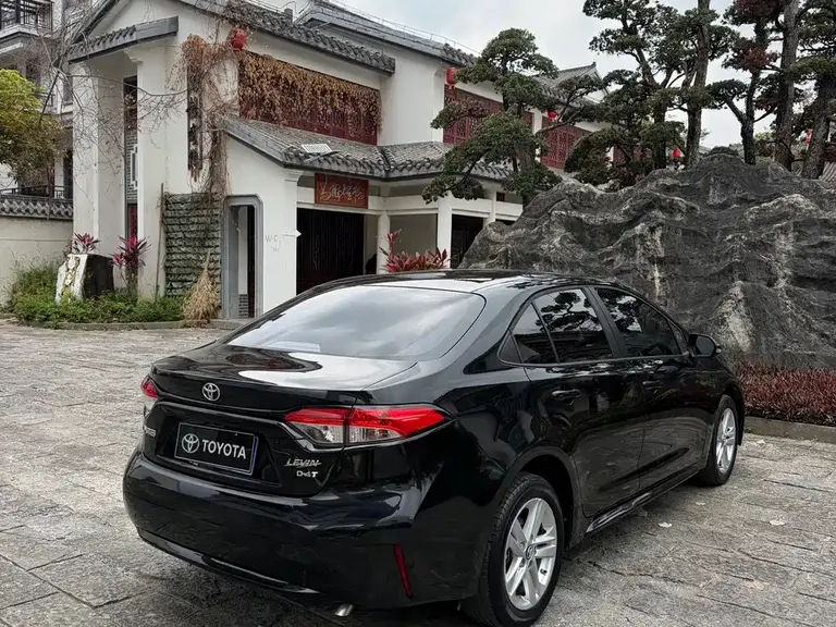 Toyota Levin 185 T CVT Luxury