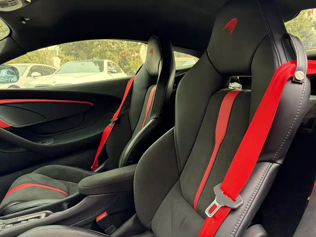 McLaren 570 570 S 3.8 T Coupe