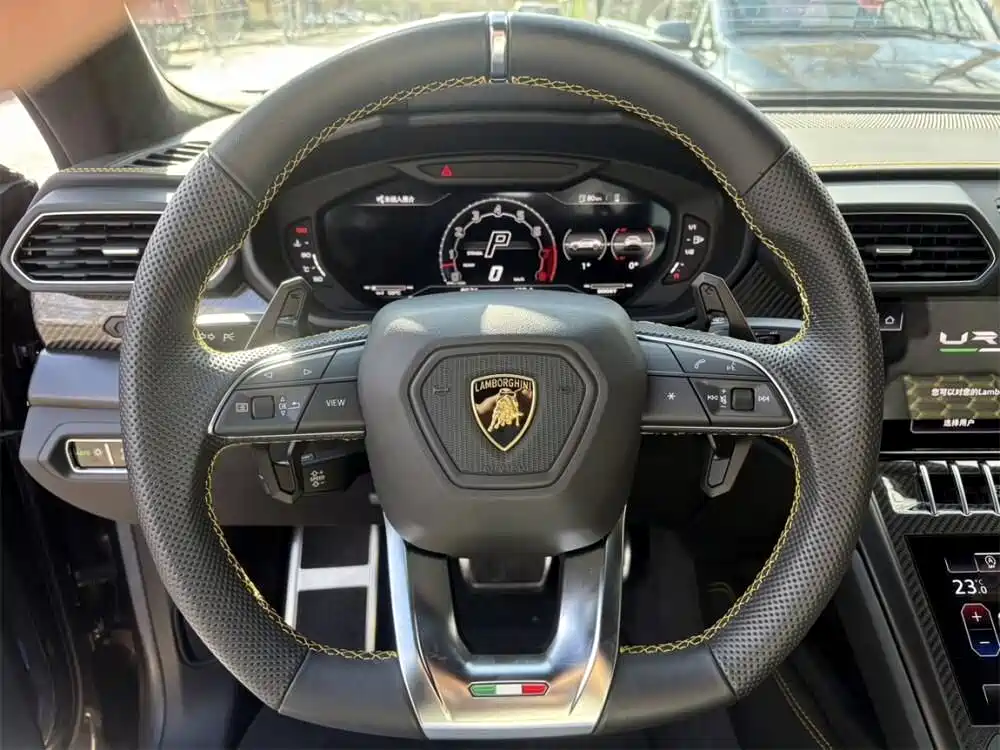 Urus 4.0 T V8