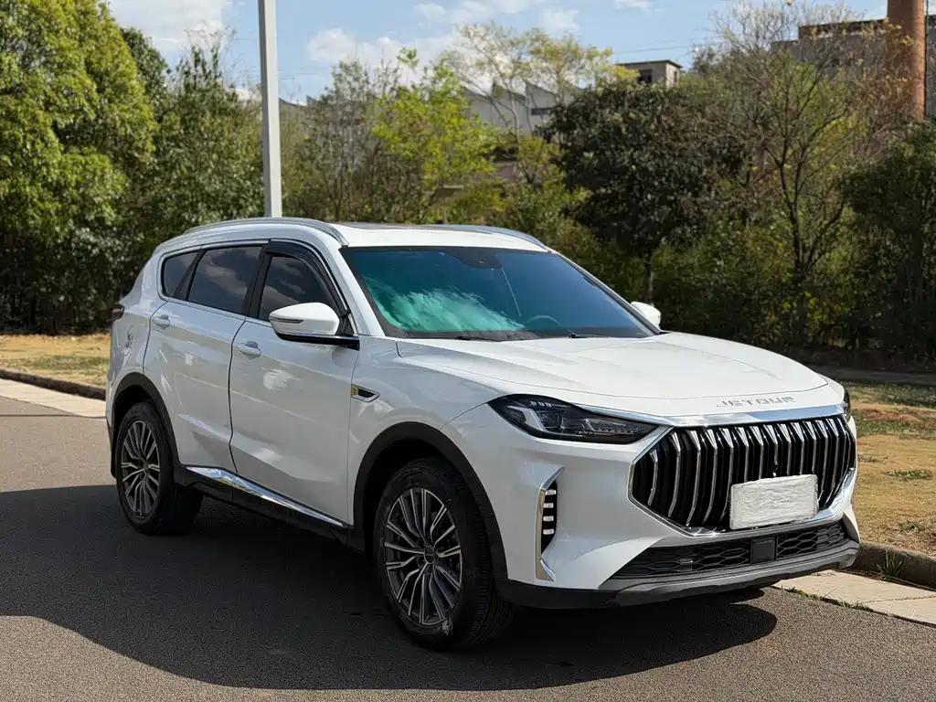 Jetour X70 PLUS 1.5 T Elite 5-seat