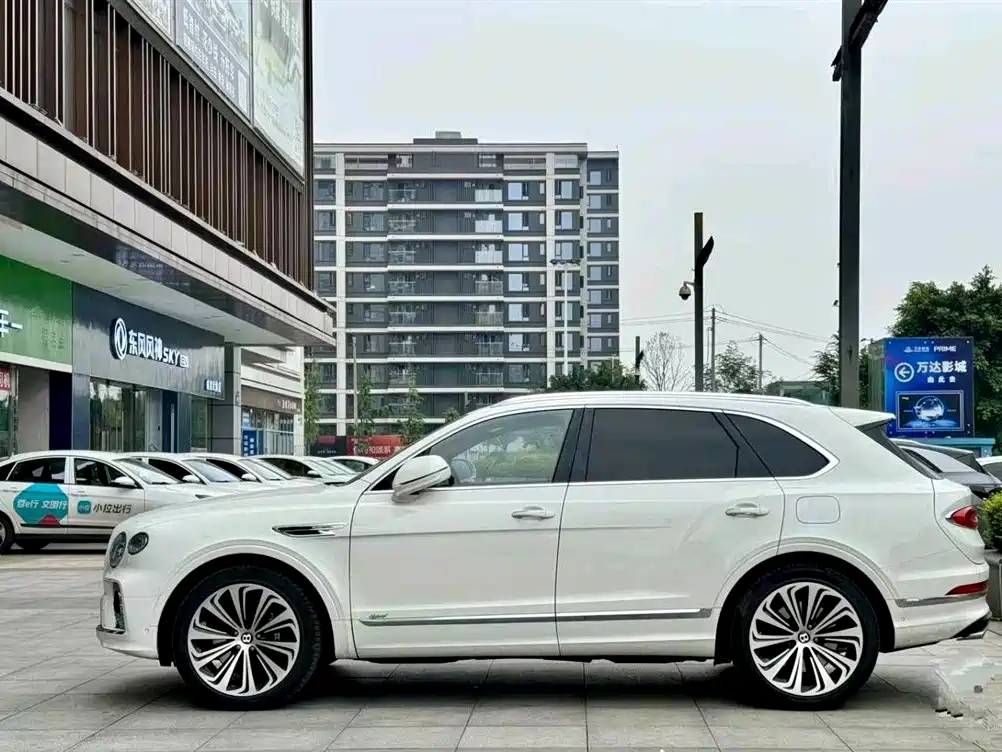 Bentayga PHEV 3.0 T PHEV