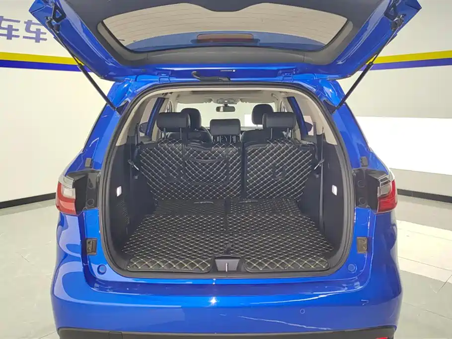Song MAX 1.5 T Auto Connected Elite 7-seat