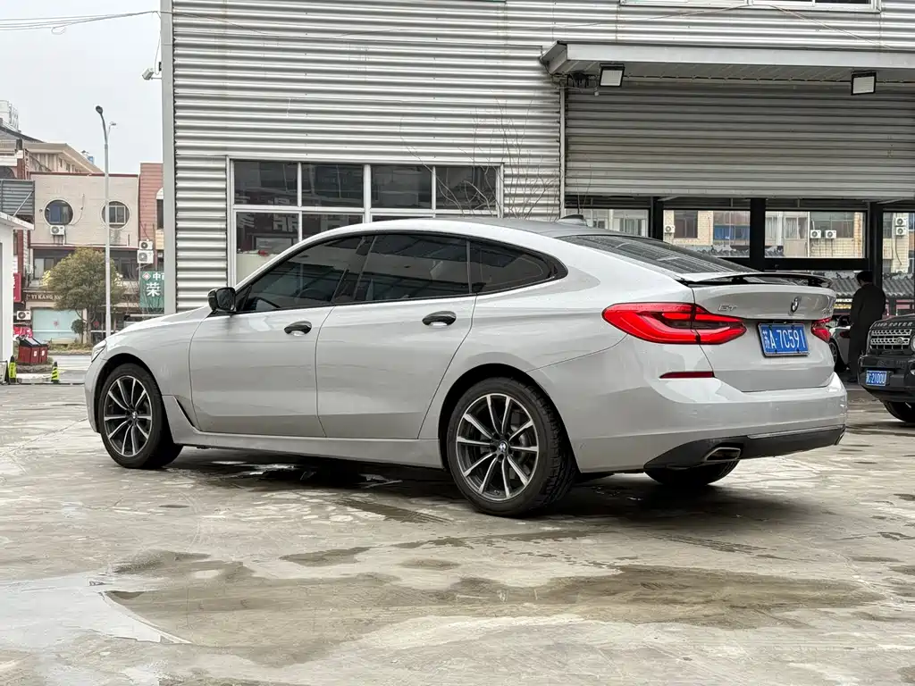 BMW 6 Series GT 630 i M Sport Package