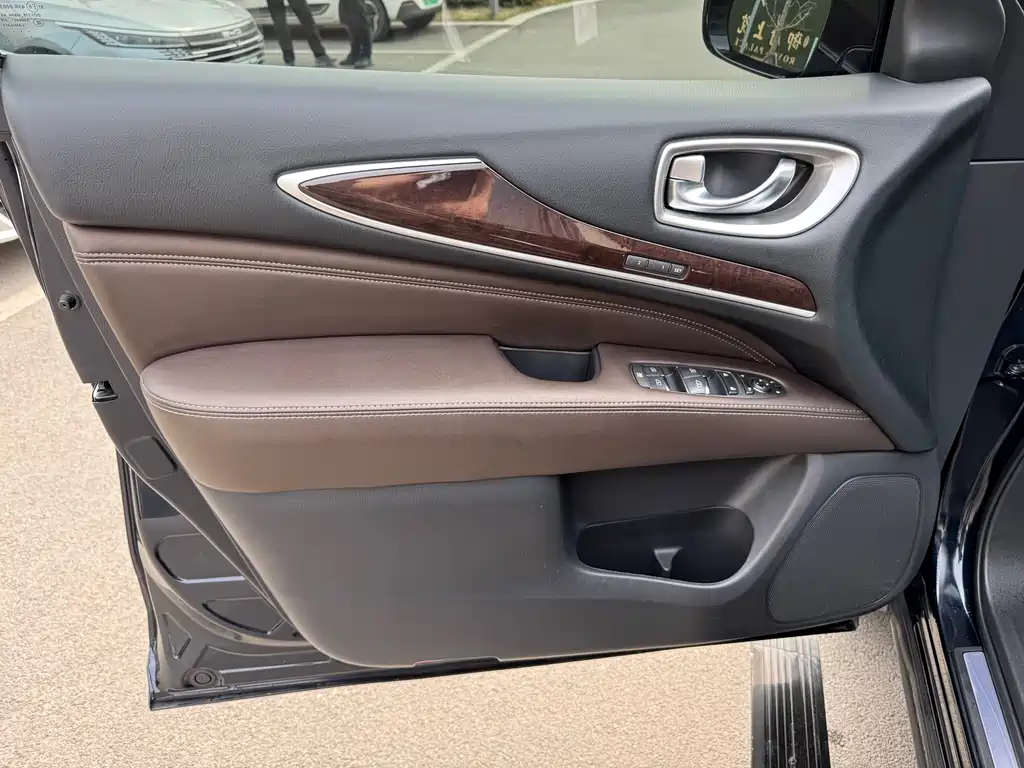 Infiniti QX60 (Import) 2.5 S C Hybrid 2 WD Outstanding CN-V