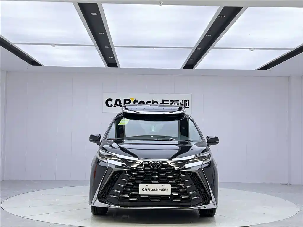 Granvia 2.5 L Hybrid Comfort