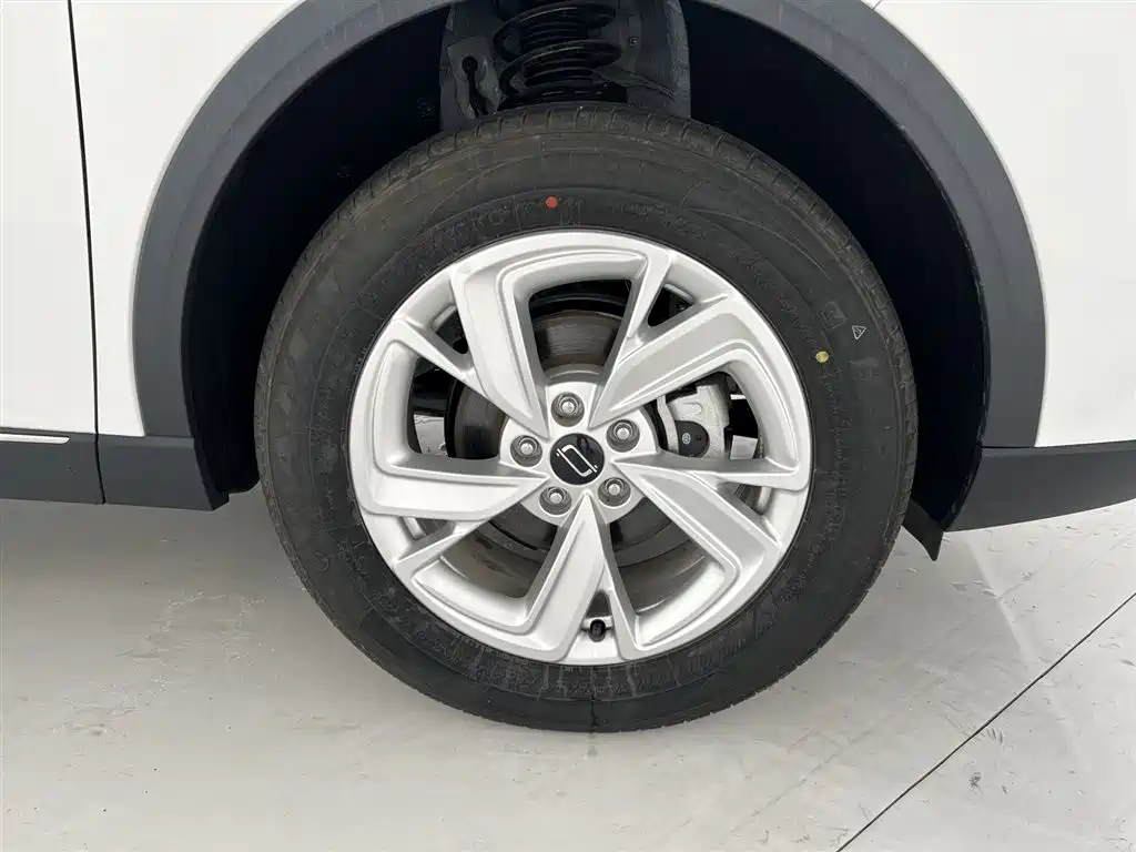 Besturn T90 奔腾T90 2023款 1.5 T DCT 自动舒适型