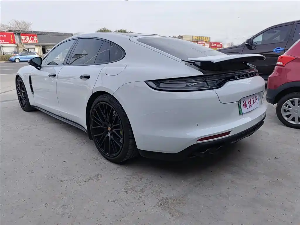 Panamera NEV Panamera 4 E-Hybrid Platinum 2.9 T