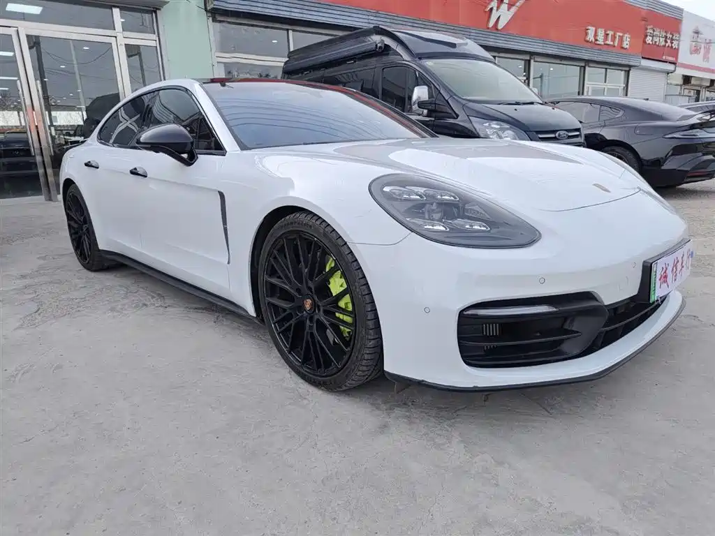 Panamera NEV Panamera 4 E-Hybrid Platinum 2.9 T