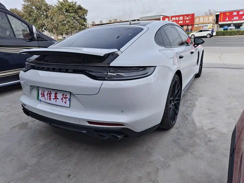 Panamera NEV Panamera 4 E-Hybrid Platinum 2.9 T