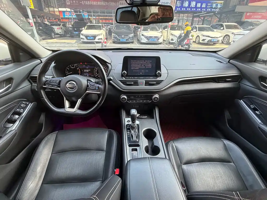 Teana Facelift 2.0 T XL Upper AD1 Smart Enjoyment Navigator
