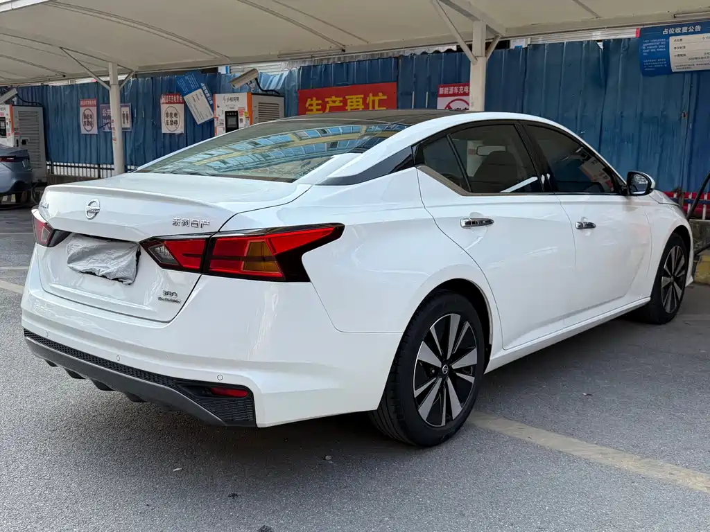Teana Facelift 2.0 T XL Upper AD1 Smart Enjoyment Navigator