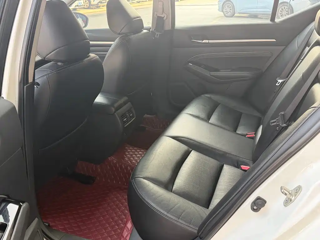 Teana Facelift 2.0 T XL Upper AD1 Smart Enjoyment Navigator