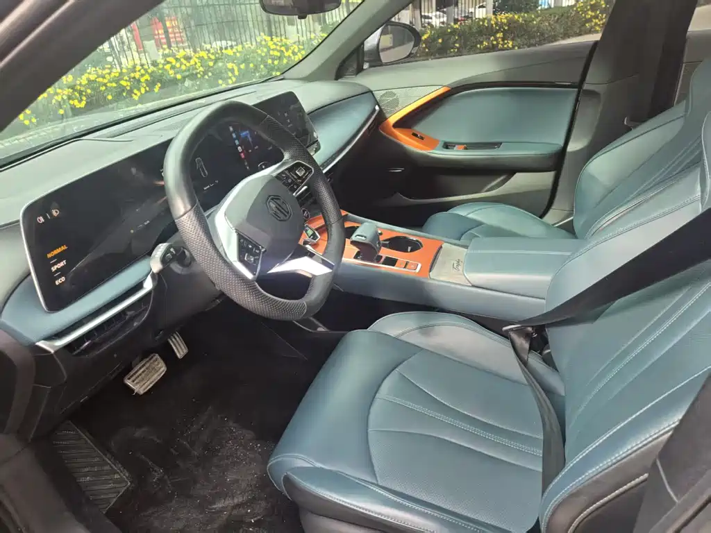 MG7 1.5 T DCT Supreme Beauty Luxury