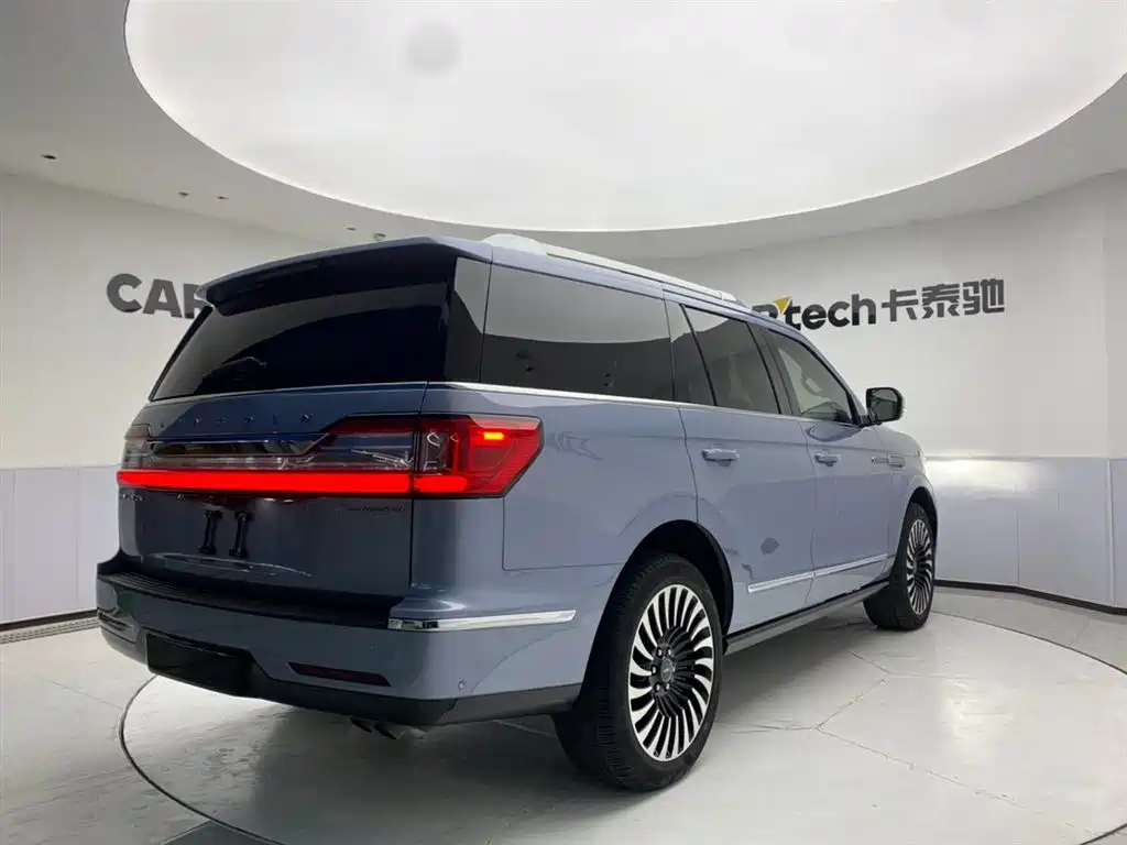 Navigator 3.5 T President Series