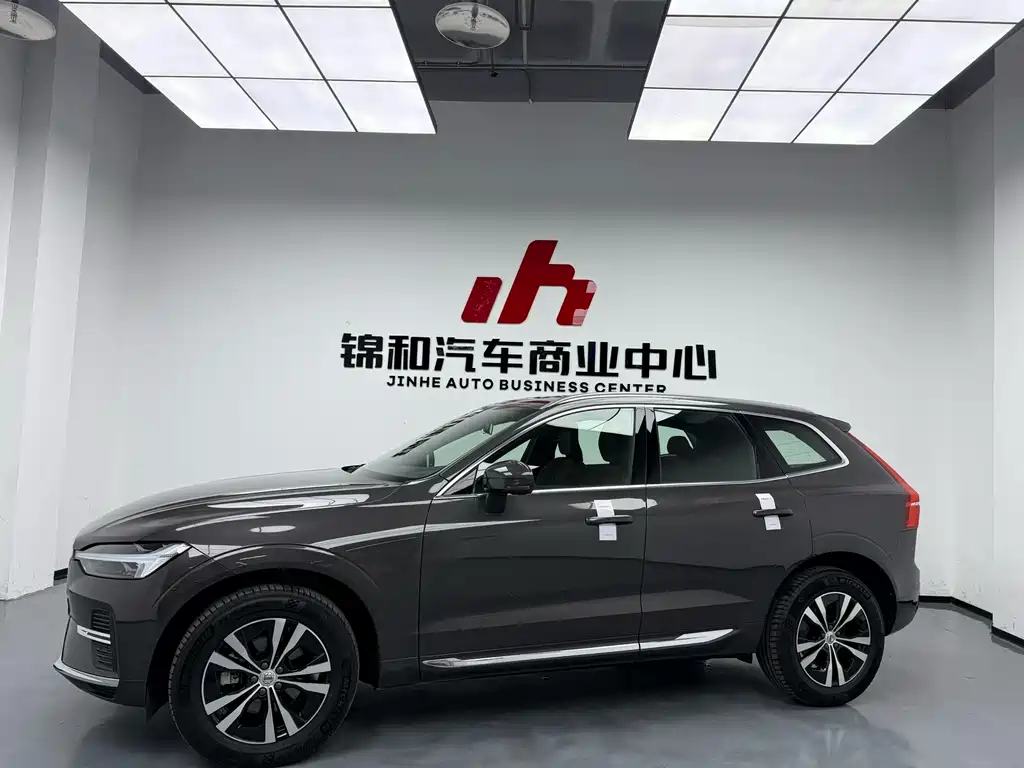 Volvo XC60 B5 4 WD Smart Ease Luxury