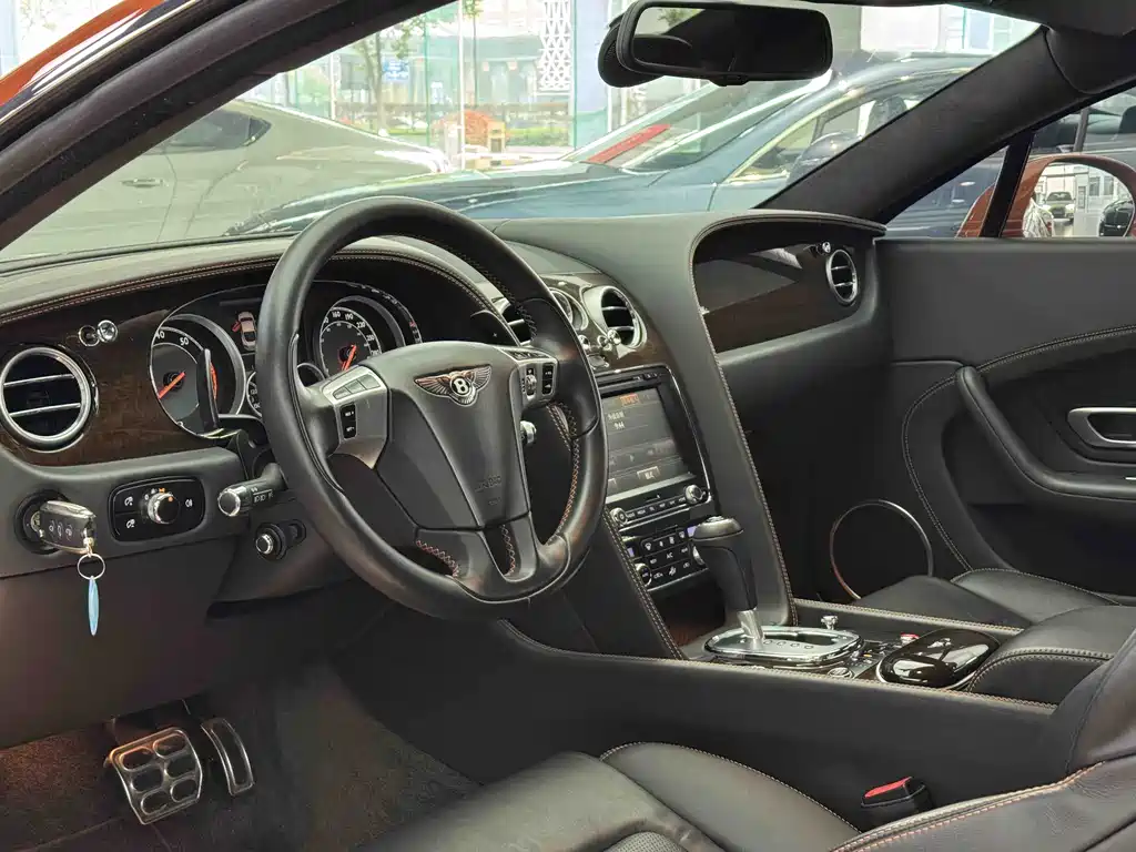 Continental GT 4.0 T GT V8