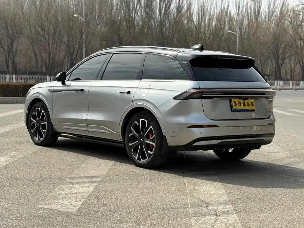 Nautilus 2.0 T 4 WD Supreme Wise Hybrid