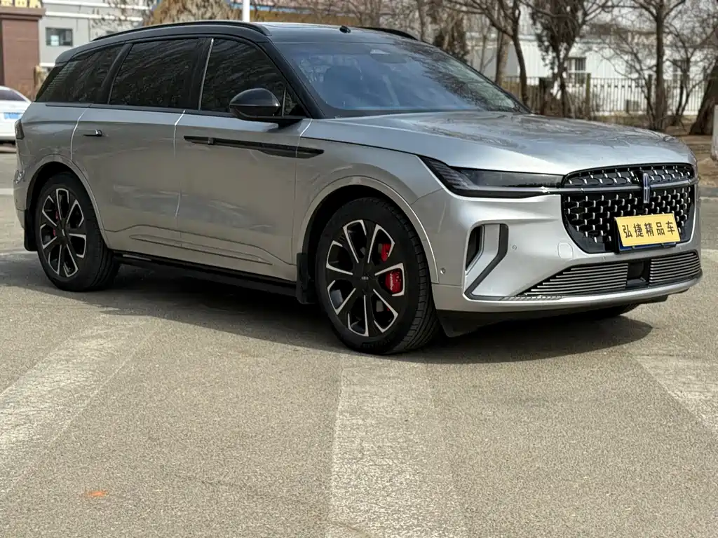 Nautilus 2.0 T 4 WD Supreme Wise Hybrid