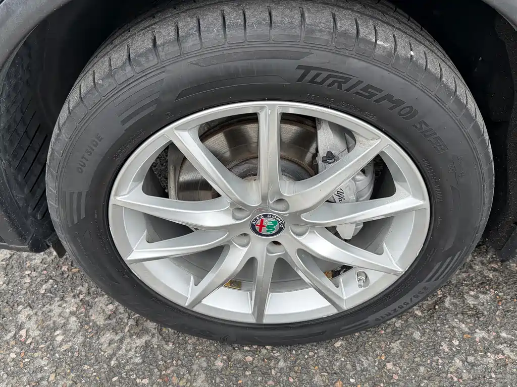 Stelvio 2.0 T 200 HP Luxury