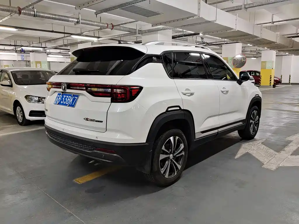 Changan CS35 PLUS Facelift Glory Million 1.6 L Manual Luxury