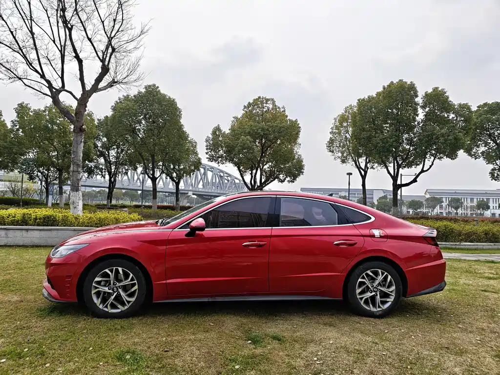 Sonata 270 TGDi DCT GL Leading