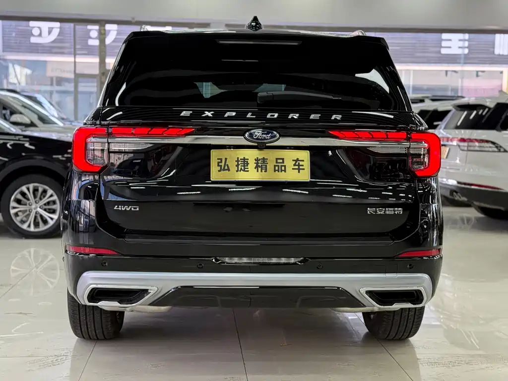 Explorer 2.3 T EcoBoost 4 WD Cross 5-seat