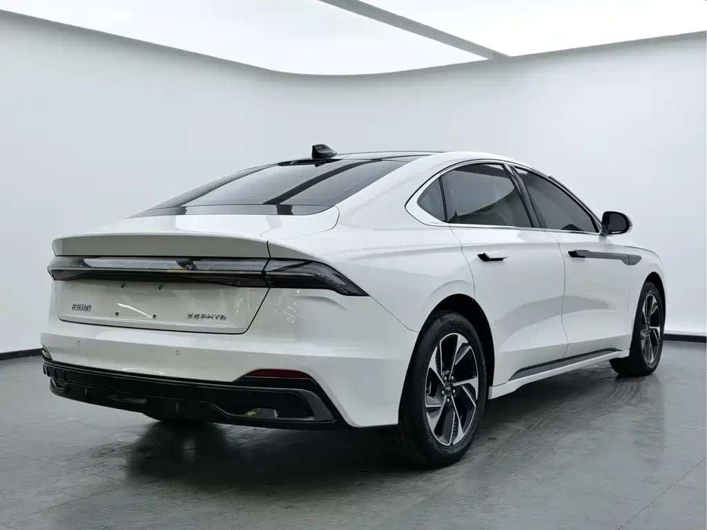 Lincoln Z Facelift i Cool Premium