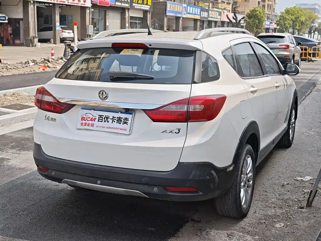 Dongfeng Fengshen AX3 1.5 L Auto Scirocco