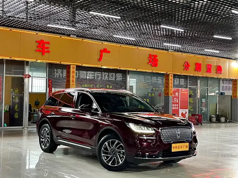 Lincoln Corsair 2.0 T 2 WD Premium